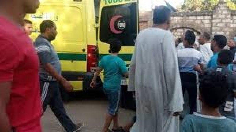 البحيرة ..... 11 مصابًا في حادث تصادم بالبحيرة: جهود لإنقاذهم