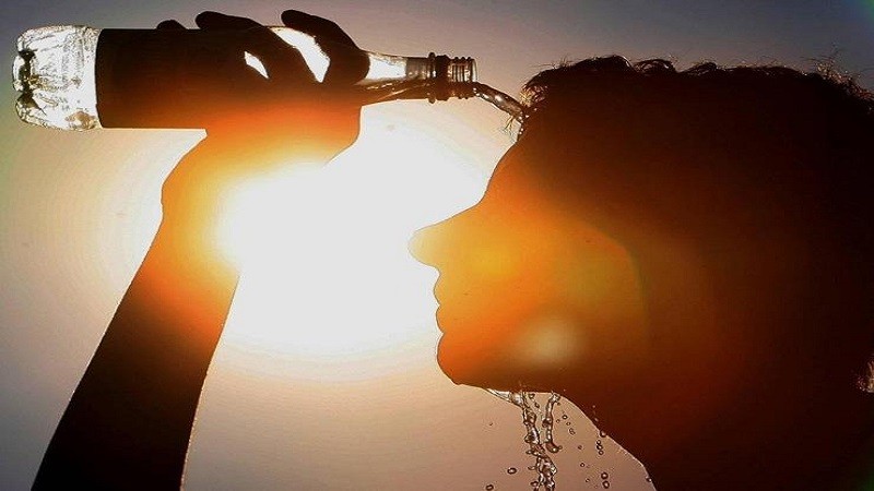 حالة الطقس غدا.. الأرصاد تحذر من حر شديد وشبورة في بعض المناطق
