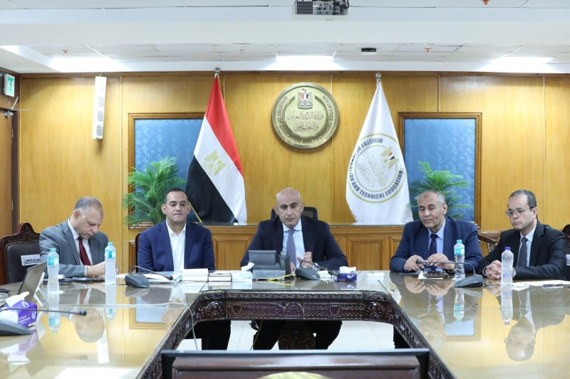 وزارة التربية والتعليم تستعرض تقرير غرفة العمليات في خامس أيام امتحانات الثانوية العامة