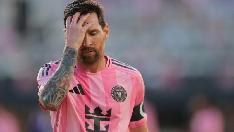 الشعبية الأعلى.. ميسي يتفوق على الدوري الإنجليزي