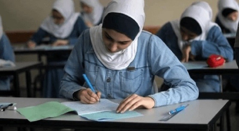 ضبط شخص نشر أسئلة امتحانات الثانوية العامة على المواقع