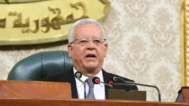 النواب يوافق نهائيا على زيادة ضريبة القيمة المضافة على السجائر وعدد من السلع والخدمات