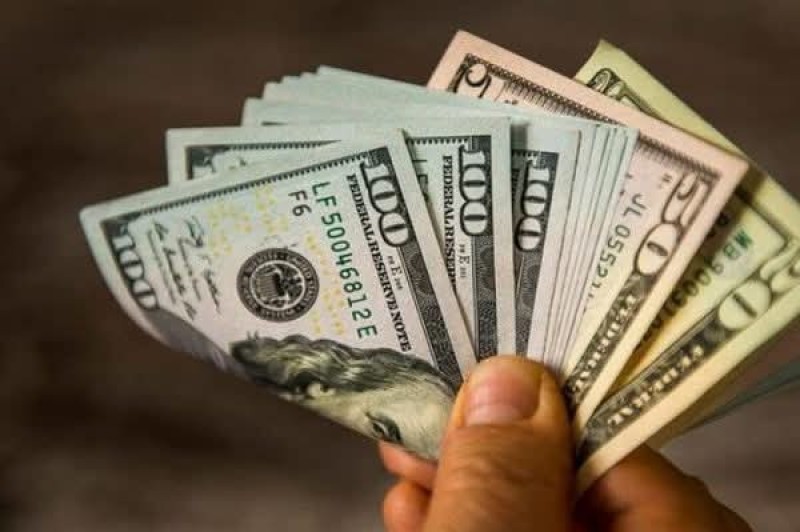 أسعار الدولار اليوم الخميس بمصر