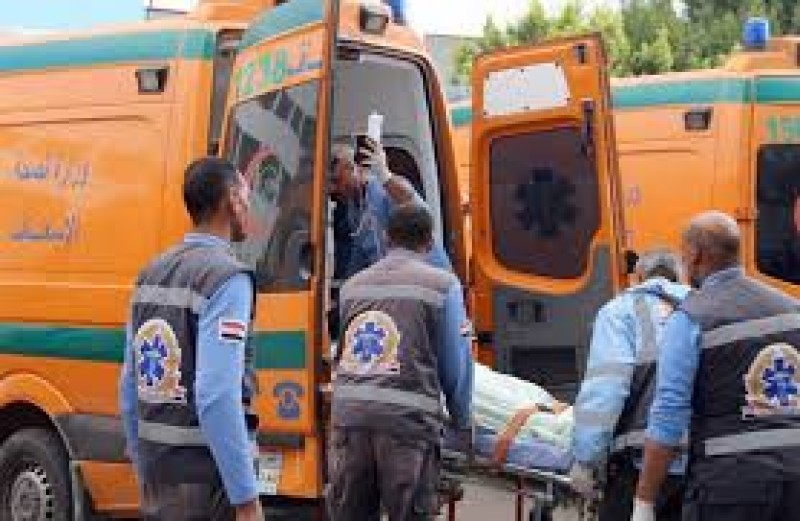 تفاصيل حادث تصادم سيارتين بالطريق الصحراوي في البحيرة