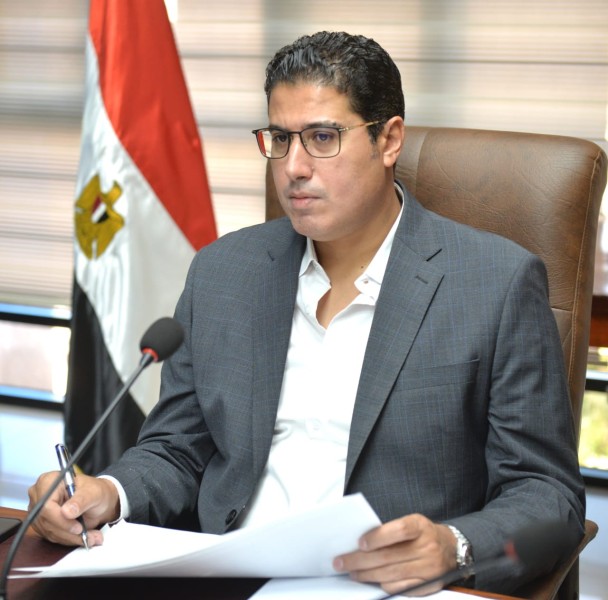 نائب محافظ الدقهلية يترأس اجتماع لجنة دراسة المشروعات الاستثمارية