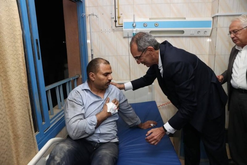 وزير الاتصالات وتكنولوجيا المعلومات يتفقد مبنى سنترال رمسيس ويتابع جهود استعادة خدمات الاتصالات المتأثرة بالحريق