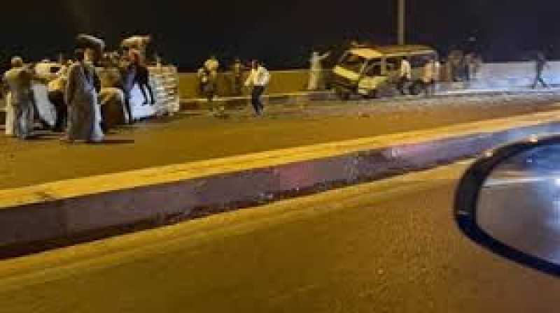 6 مصابين في حادث تصادم بين ميكروباص وتروسيكل بدمنهور
