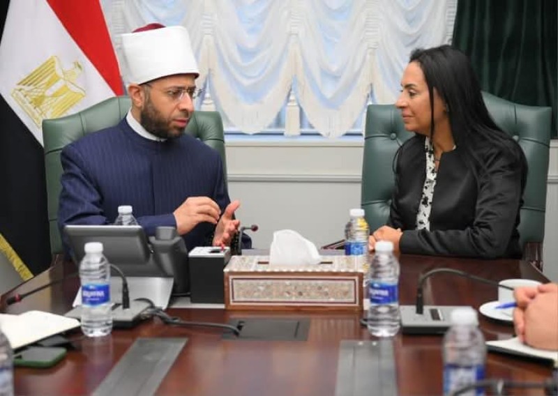 وزيرة التضامن ووزير الأوقاف يبحثان تعزيز سبل التعاون والتنسيق في دعم مبادرات وبرامج الحماية الاجتماعية للأسر الأكثر احتياجا