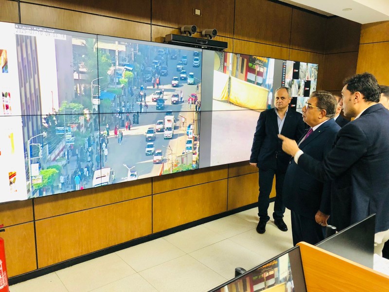 محافظ الدقهلية يتابع من مركز الشبكة الوطنية للطوارئ والسلامة بديوان عام المحافظة سير لجان امتحانات الثانوية العامة