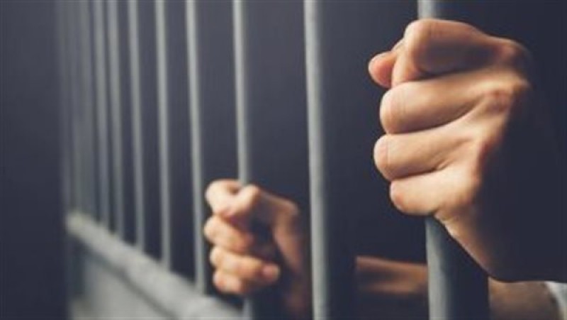 الشرطة تضبط متهمين بخطف واحتجاز شخص وإجباره على توقيع إيصال أمانة