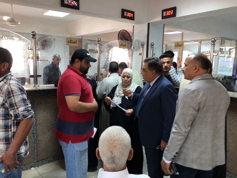 المحافظ في جولة تفقدية مفاجئة بالمركز التكنولوجي بمدينة أجا