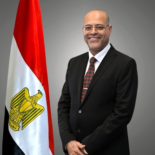 وزير العمل المصري يعلن توفير 37 فرصة عمل في شركات أردنية .. ورابط للتقديم من اليوم ..رواتب تتراوح بين 290 إلى 500 دينار