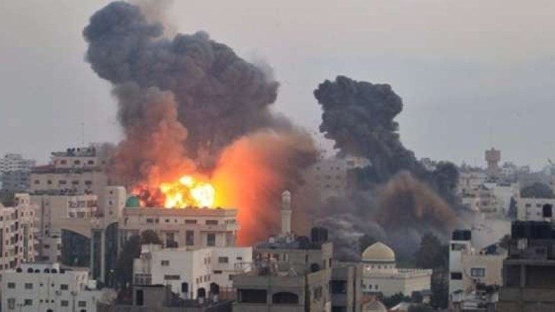 انفجار بإدلب يودي بحياة 5 أشخاص ويصيب العشرات قرب مخيم نازحين
