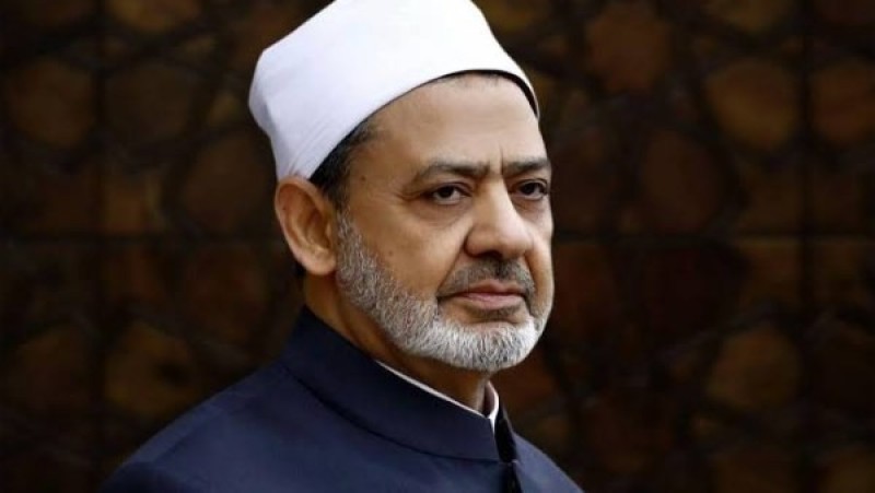 شيخ الأزهر يعلق تهنئة أوائل الثانوية ويلغي مؤتمر إعلان النتيجة تضامنا مع غزة