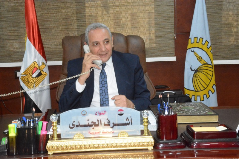 تهنئة حارة من محافظ الغربية للطالبات المتفوقات في الشهادة الثانوية الأزهرية