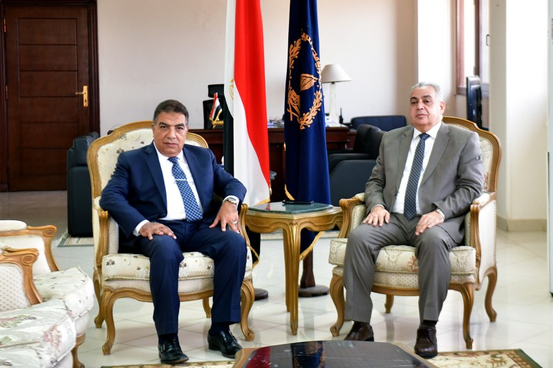 محافظ الدقهلية يهنئ مدير الأمن الجديد عقب توليه منصبه