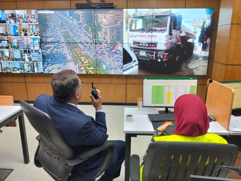 المحافظ يتابع أعمال إصلاح خطي المياه بطلخا وبني عبيد من داخل الشبكة الوطنية للطوارئ والسلامة ومتابعة حالة الشوارع بمدينة المنصورة