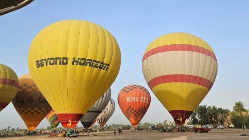 حركة رياح تفوق المعدلات.. إلغاء رحلات البالون الطائر في الأقصر