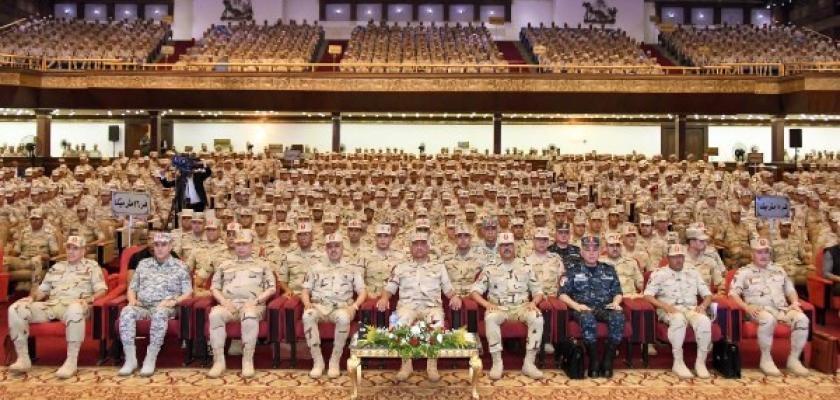 وزير الدفاع يطالب المقاتلين بالوصول لأعلى مستويات الجاهزية للحفاظ على أمن الوطن