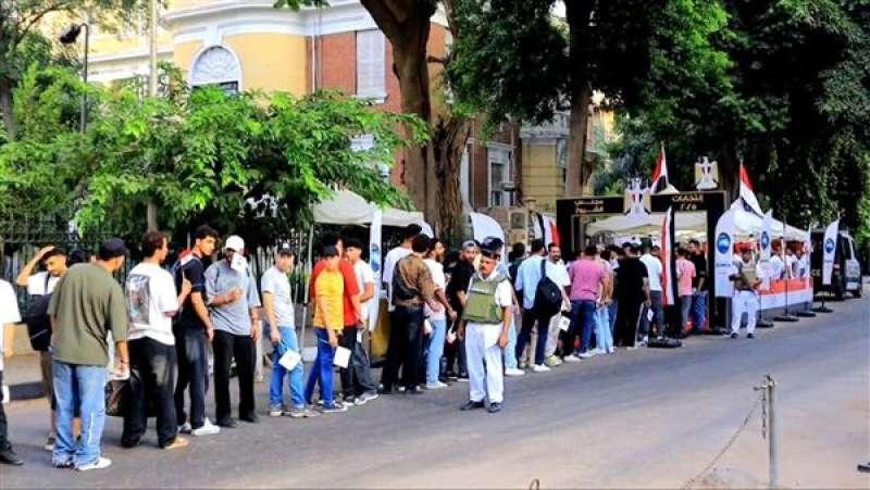 كبار السن وذوو الهمم في طليعة الناخبين بلجان قصر النيل وبولاق