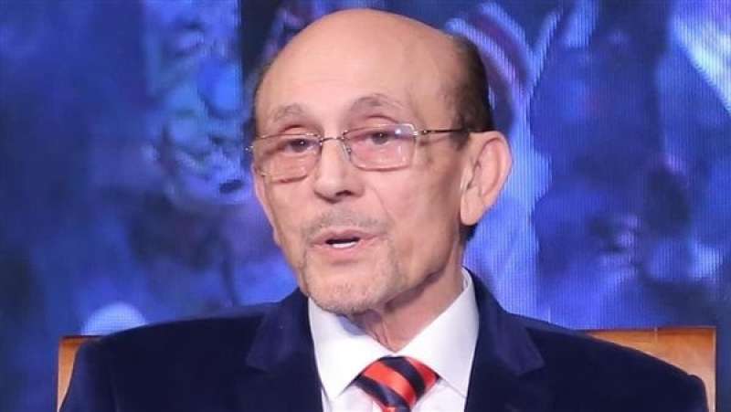 الفنان محمد صبحي يخضع للفحوصات الطبية بعد تعرضه لإغماء داخل منزله