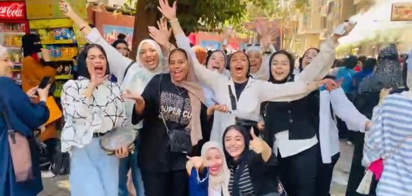 قائمة كليات تقبل من 50% لطلاب تنسيق الجامعات 2025