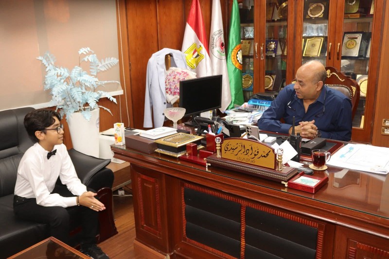 وكيل التعليم بالدقهلية يستضيف أحد طلاب مبادرة ”لما أكبر ”