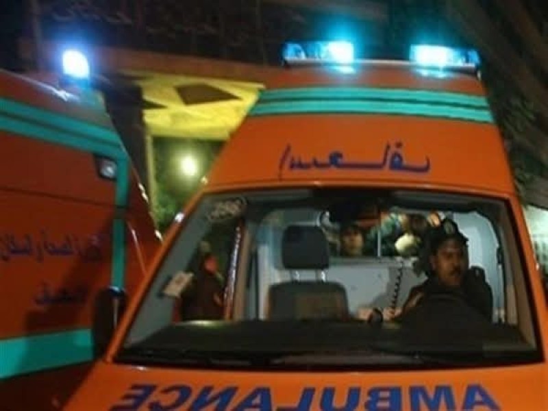 تصادم ثلاث سيارات على طريق القصير مرسى علم وإصابة 16 شخصا بينهم سياح أجانب