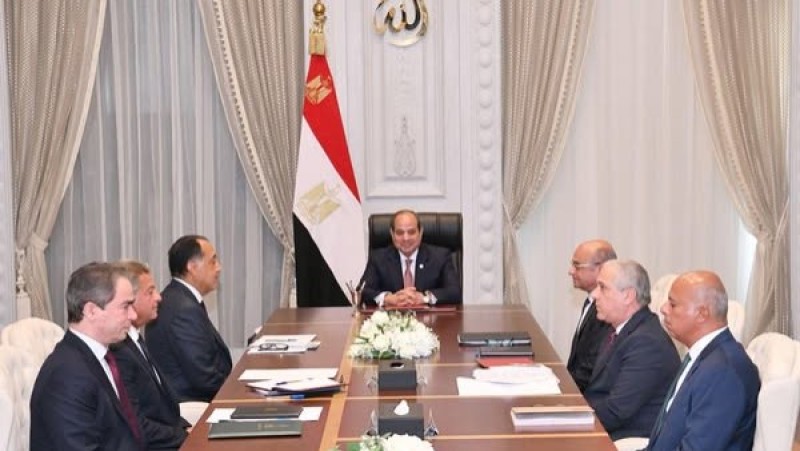 السيسي يوجه بأهمية اتاحة البيانات والمعلومات للإعلام خاصة في أوقات الأزمات