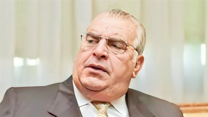 كمال الشاذلي
