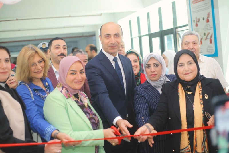 خطوة استراتيجية لجامعة دمنهور في تمكين المرأة .. رئيس جامعة دمنهور يدشن وحدة مناهضة العنف ضد المرأة بالجامعة