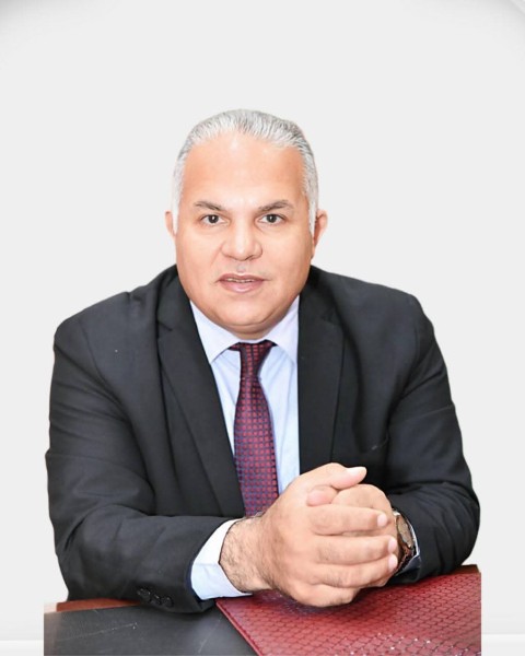 ”قبيصي”: استمرار توزيع المياه والشيكولاتة على طلاب الثانوية العامة لرسم البهجة قبل دخول اللجان بالفيوم