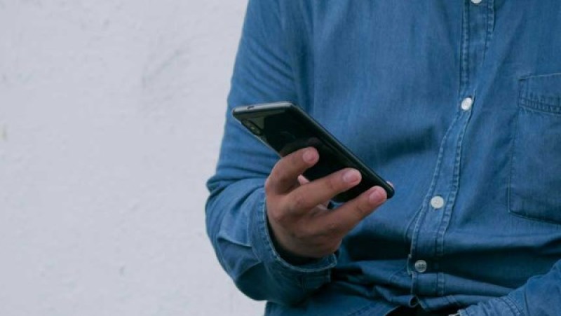 حكم بيع العملات الأجنبية وشرائها عبر الإنترنت