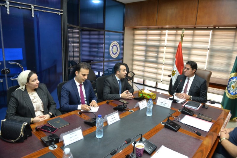 نائب محافظ الدقهلية يترأس اجتماعاً تنسيقياً مع ممثلي المبادرة الوطنية لتطوير الصناعة المصرية ”ابدأ” لدعم وتطوير القرى المنتجة