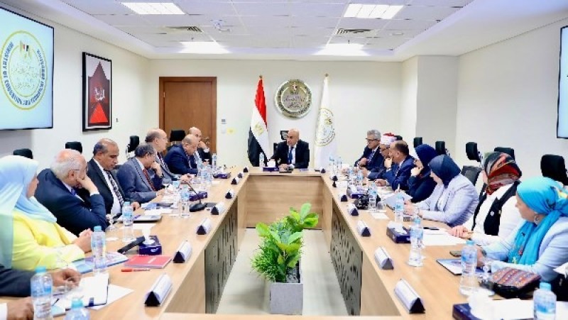 الأعلى للتعليم قبل الجامعي يجتمع لإصدار قرارات عاجلة بشأن البكالوريا والثانوية العامة