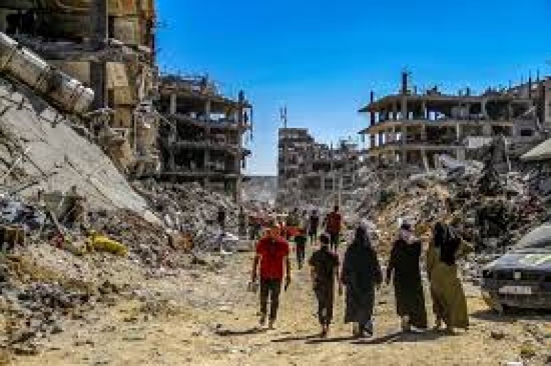 أمجد الشوا: الاحتلال الإسرائيلي يستهدف الطواقم الطبية والإغاثية بهدف إخفاء الحقائق