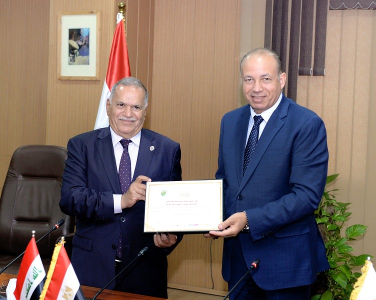 رئيس جامعة المنصورة