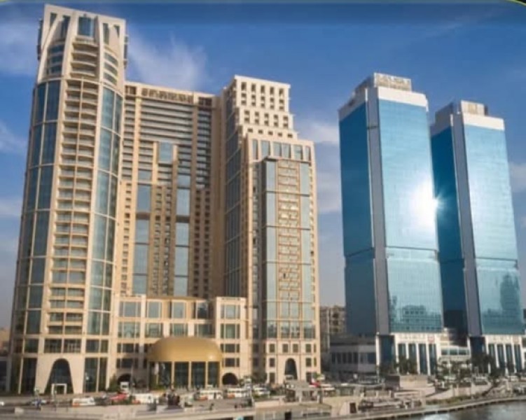 وزير المالية القطري في القاهرة لافتتاح فندق ”سانت ريجيس”