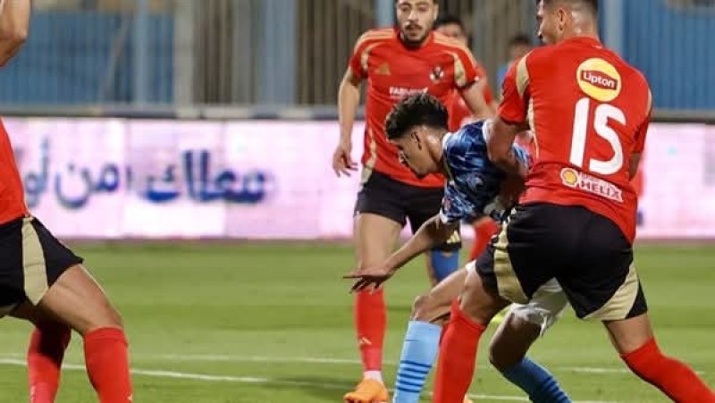 طاقم تحكيم أجنبي لإدارة المواجهة المرتقبة بين الأهلي وبيراميدز