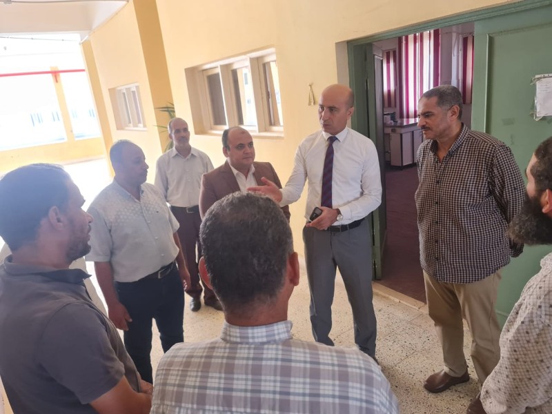 رئيس جامعة دمنهور يتفقد كليات قطاع النوبارية