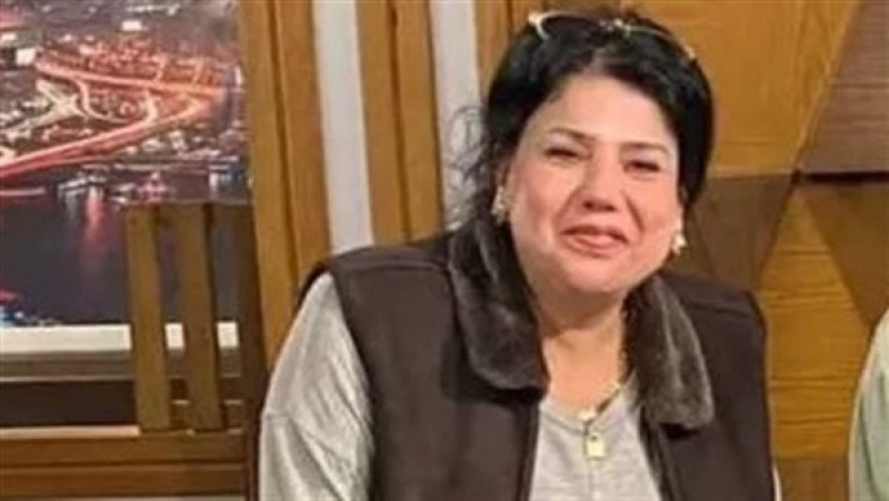 رموها 6 ساعات بدون علاج وهي مصابة بجلطة ... صديقة عبير الأباصيري تطالب بالتحقيق في وفاتها وتحمل المسؤولين المسؤولية