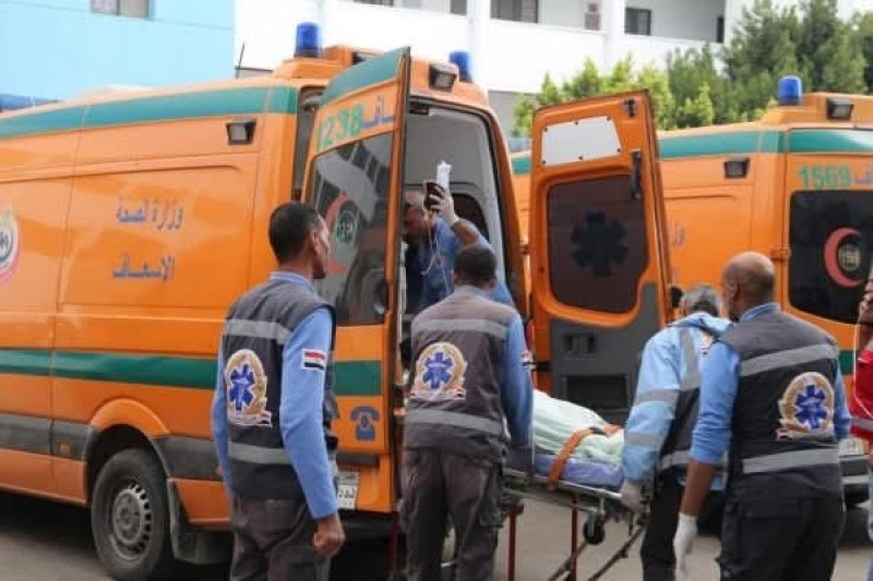 إصابة رئيس محكمة مطوبس وزوجتة ونجله إثر إنقلاب سيارتهما بالطريق الساحلى الدولى بإدكو بالبحيرة
