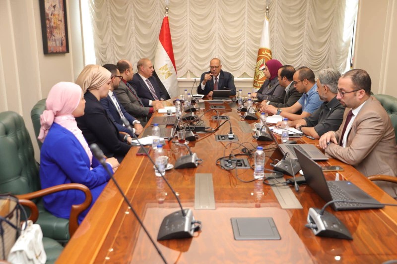 وزير العمل يلتقي وفدًا من شركة ” ابدأ إديو ”.. ومتابعة مستجدات إدارة 5 مراكز تدريب مهني