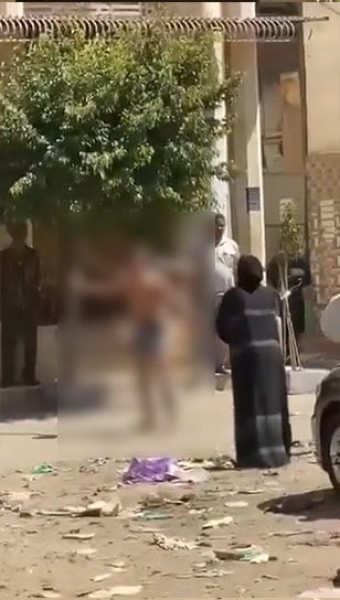 غضب بين الأهالي بسبب محاولة منع المصلين من دخول المسجد بدمياط