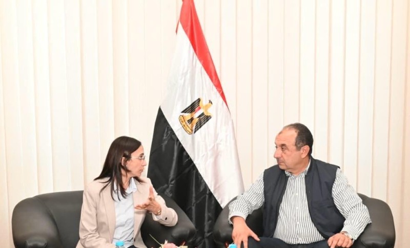 محافظ البحيرة تستقبل وزير قطاع الأعمال في مستهل زيارته لشركة الغزل والنسيج بكفر الدوار