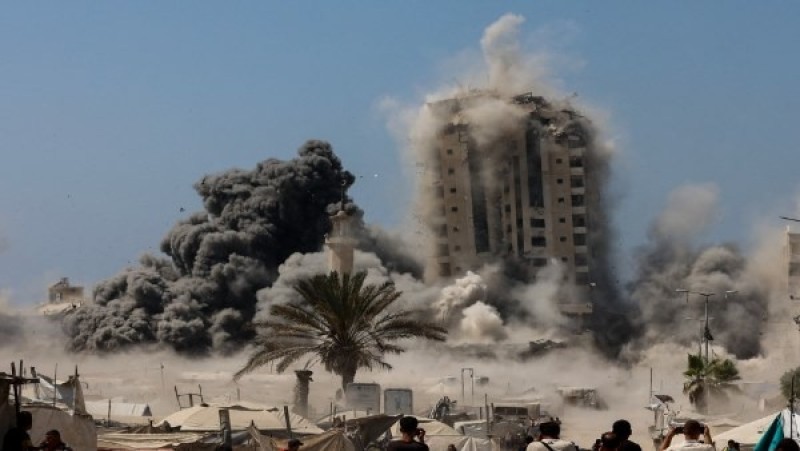 الاحتلال يطالب بإخلاء برج الكوثر والخيام المجاورة في شارع دمشق غربي مدينة غزة