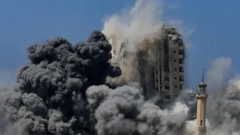 مدير الإغاثة الطبية في غزة: اضطررنا اليوم لإخلاء المركز الرئيسي.. وجميع الإمدادات متوقفة