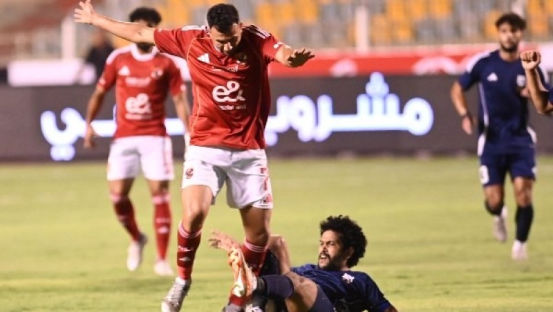 الأهلي يسقط في فخ التعادل 1-1 أمام إنبي بالدوري
