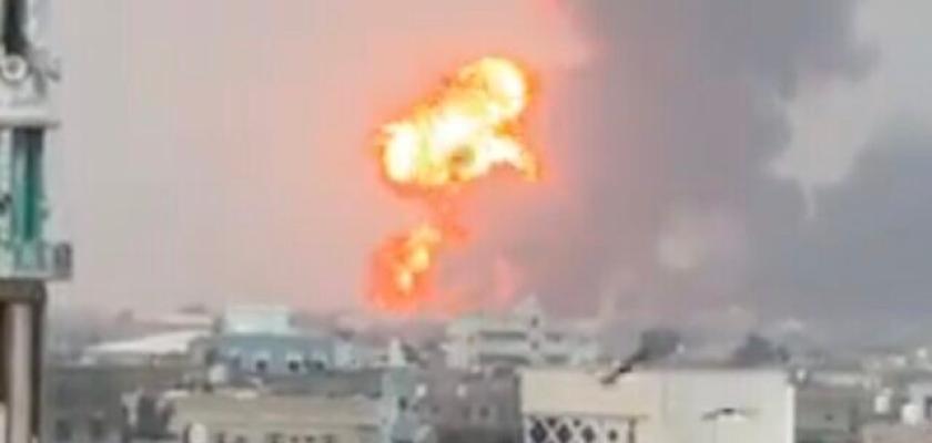 هجوم جوي للاحتلال يستهدف ميناء الحديدة في اليمن