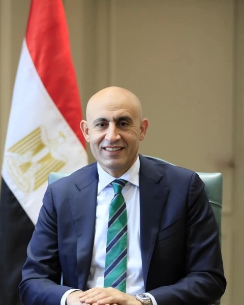 وزير التعليم يصدر قرارا وزاريا بشأن تطبيق نظام الدراسة والتقييم لطلاب المرحلة الثانوية